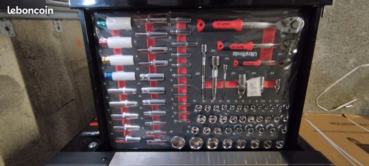 Servante d'atelier outillée Ultra ProTools - 16